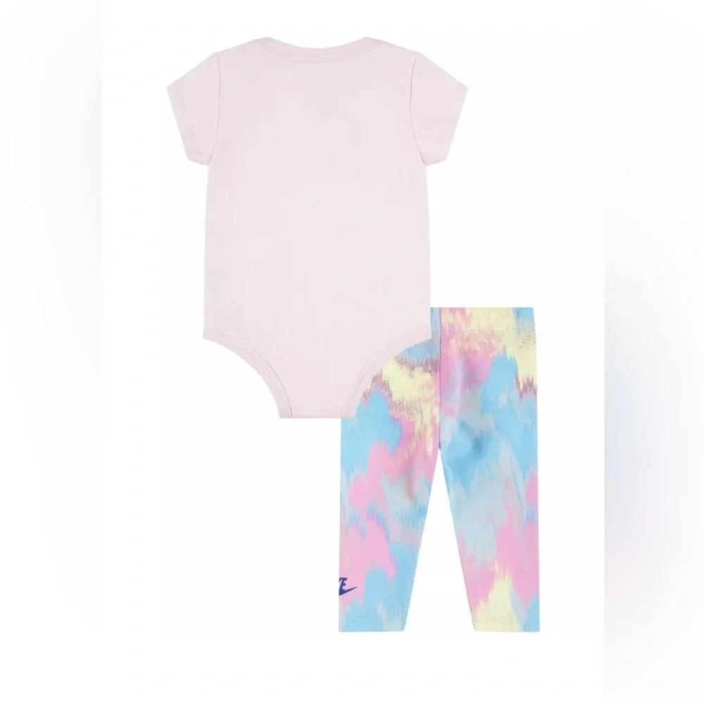 NWT NIKE Baby Girls Futura Bodysuit and Leggings, 2 Piece Set -newborn onesie - Picture 2 of 10